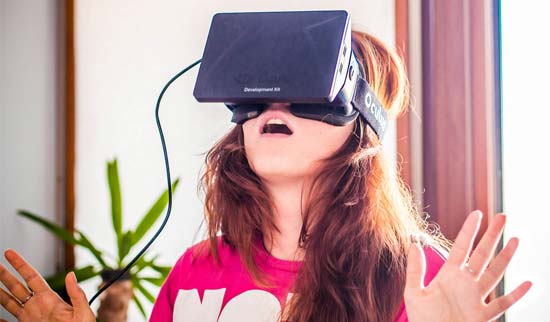 Getting inside the OCULUS RIFT